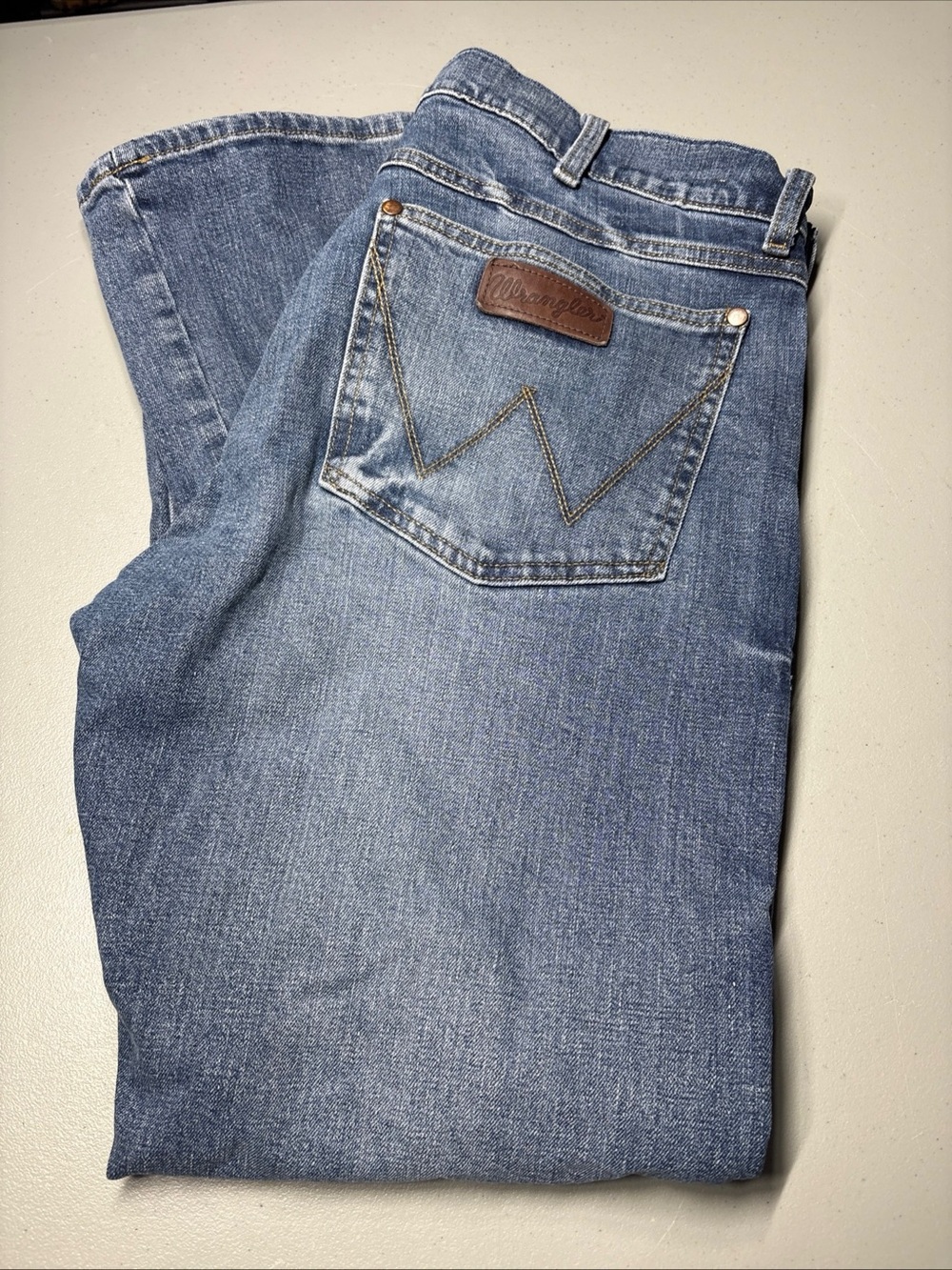 Wrangler Retro Jeans Men’s Slim Fit Bootcut Med Wash Denim Distressed Size 36X30